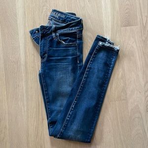 American Eagle super stretch denim skinny jeans